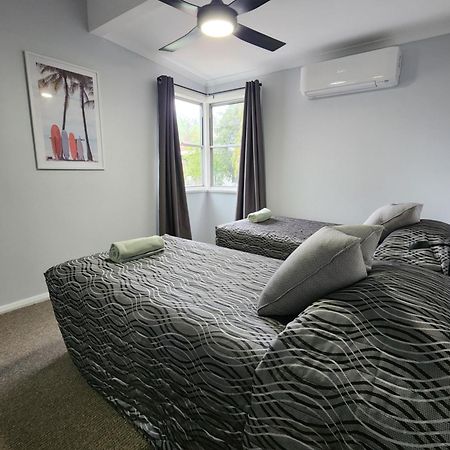 Denman Motor Inn Eksteriør billede