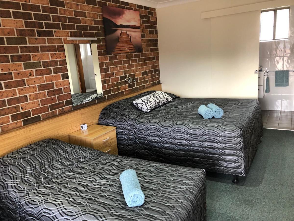 Denman Motor Inn Eksteriør billede